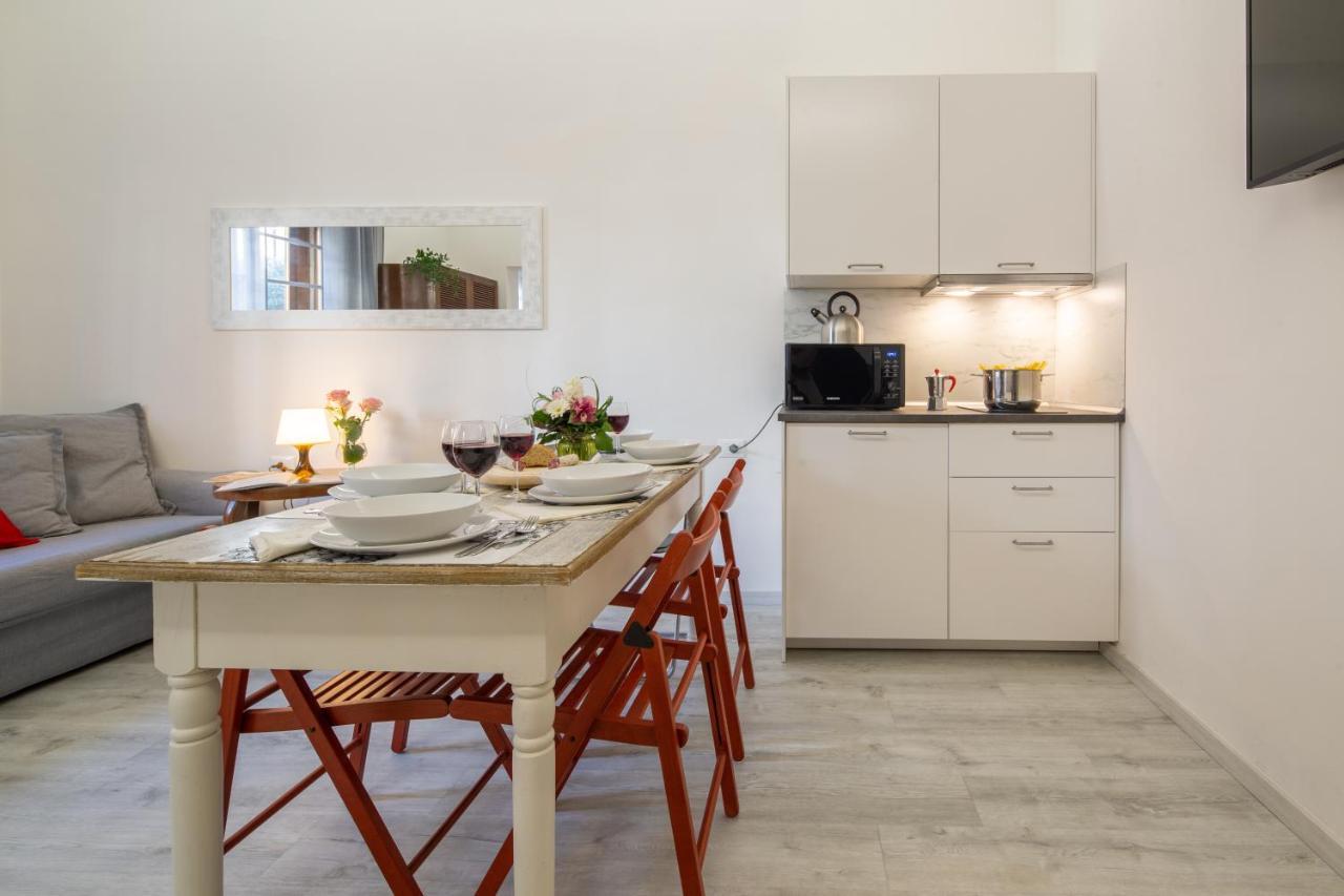 Central Station Apartment By Mmega Florenţa Exterior foto